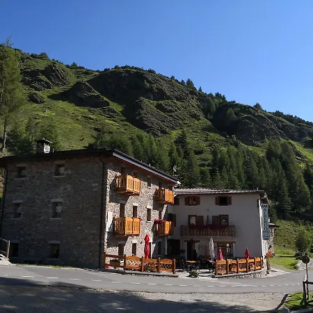 Hotell Passo Mortirolo *